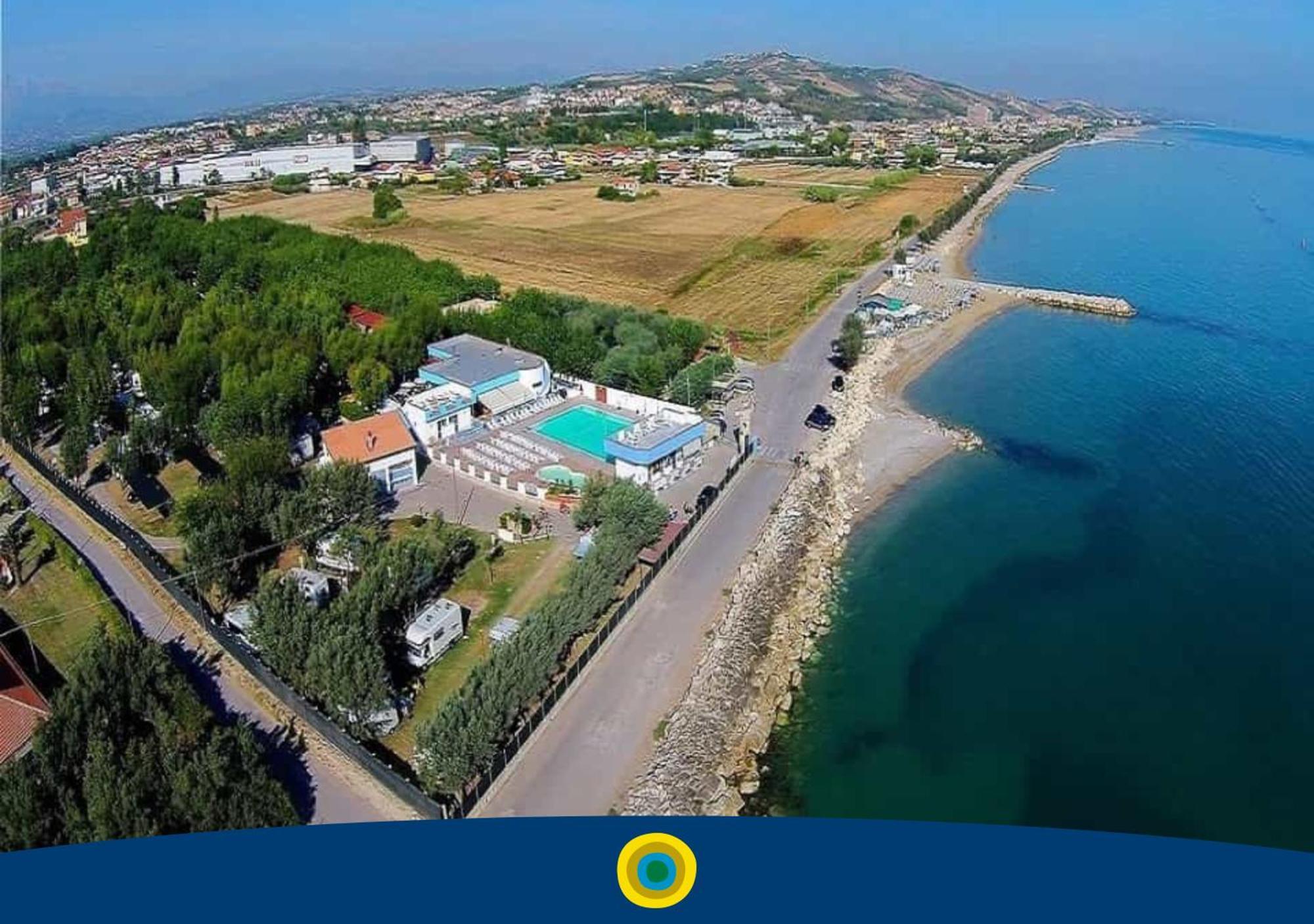 Club Del Sole Roseto Degli Abruzzi Easy Camping Village Экстерьер фото