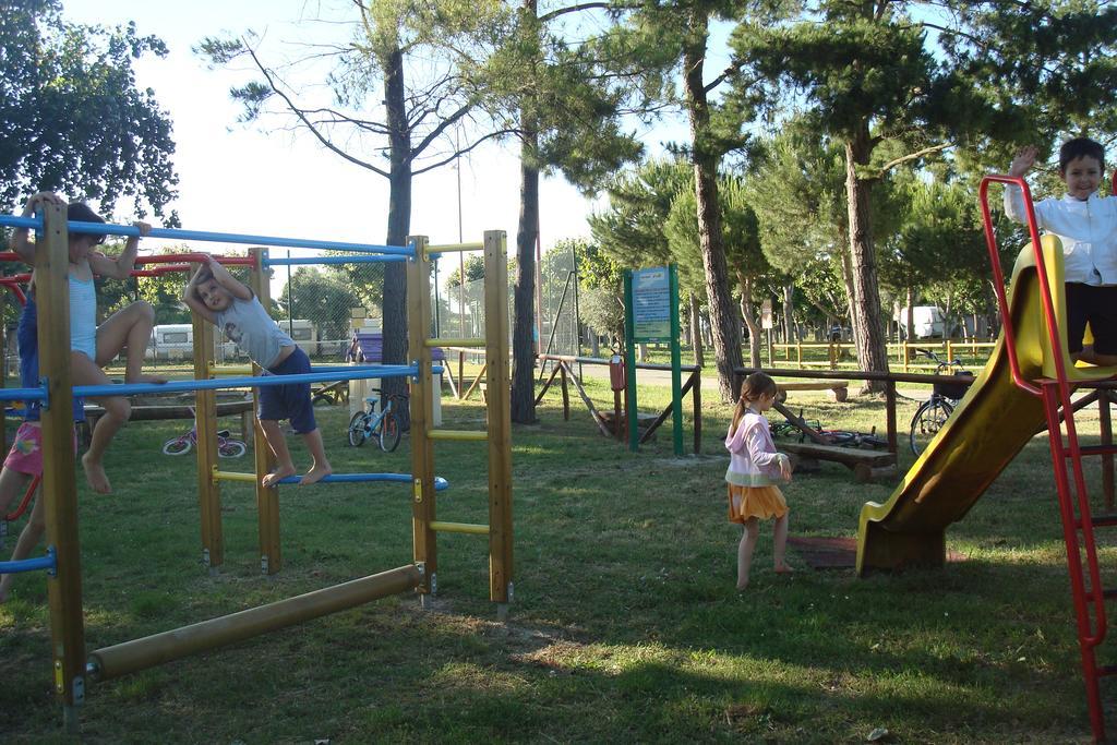 Club Del Sole Roseto Degli Abruzzi Easy Camping Village Экстерьер фото